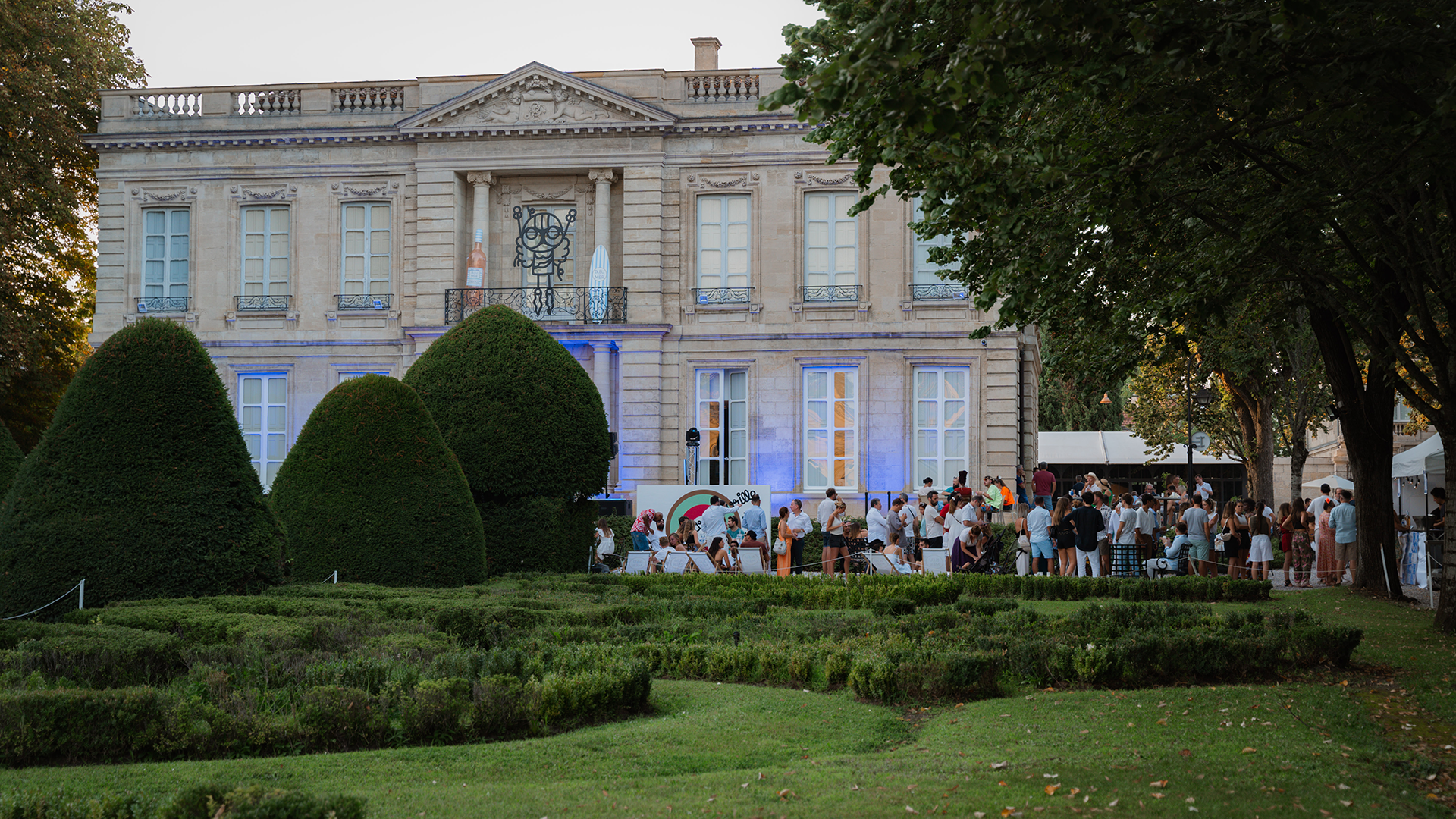 Casa Bleu de Mer Institut Culturel Bernard Magrez